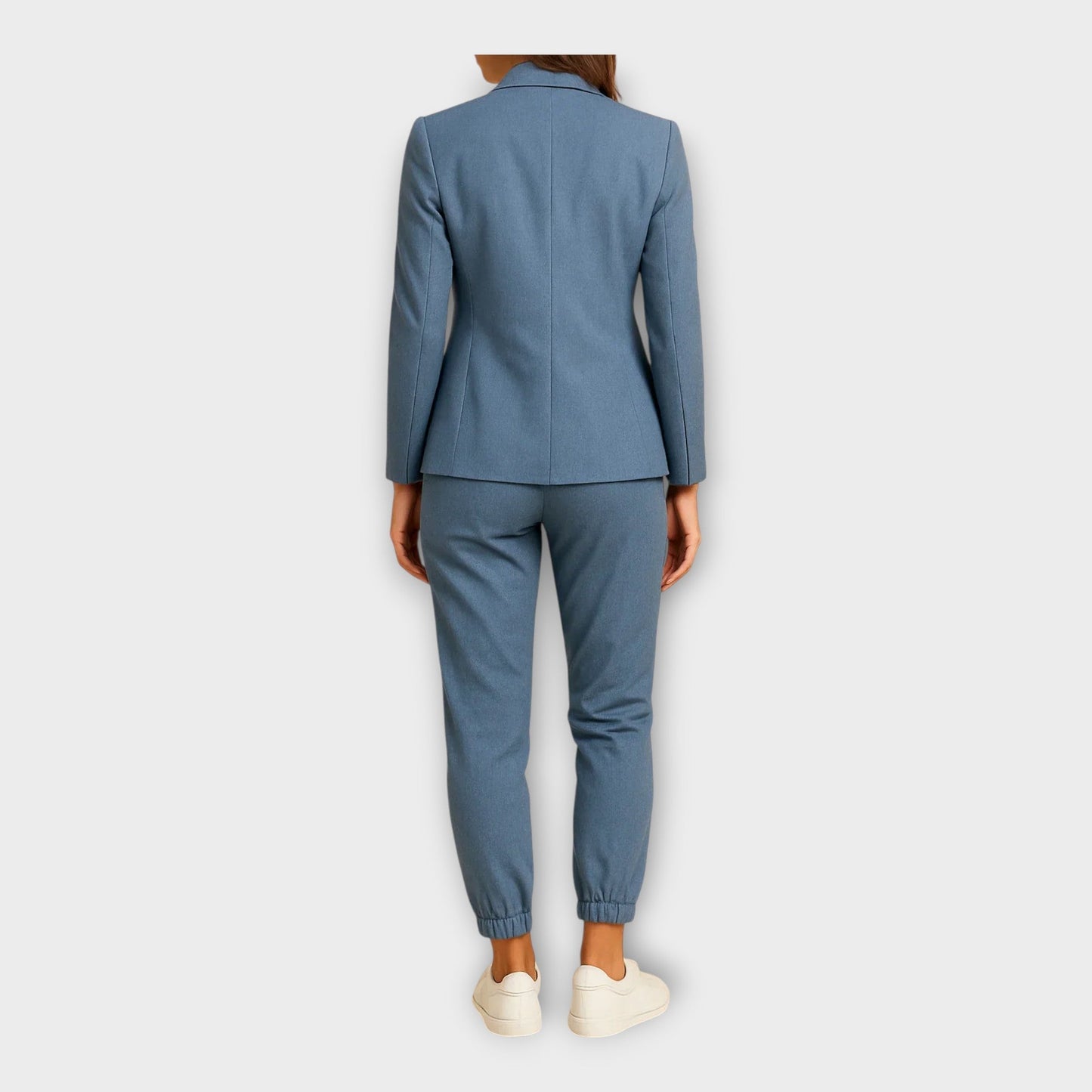 Nikol - Damski kostium z marynarką i spodniami jogger