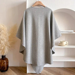 Liverno Arielle | Mysig stickad poncho-sjal